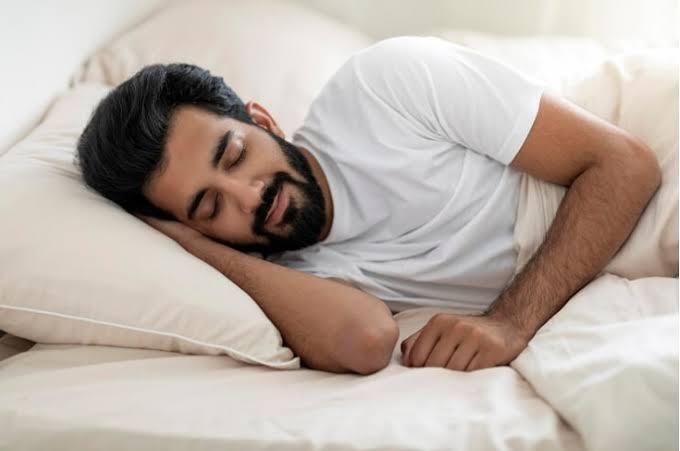 ঘুমের মান উন্নত করে
